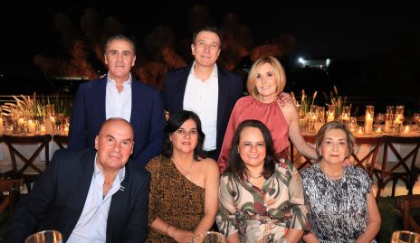  Beto Gómez, Federico Alcalde, Silvia Aguilar, Enrique Portillo, Cinthia Sánchez, Coco Leos y Rebeca Torres.