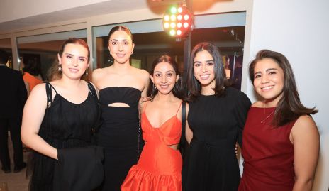  María Herrejón, Andrea de la Torre, Rebeca Zamora, Ale Arauz y María José Ávila.