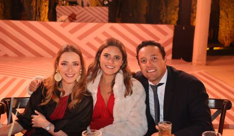  Maite, María Dolores y Julio.