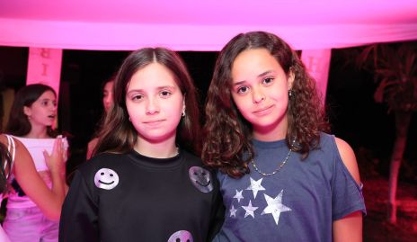  Alexa Romero y Natalia Benavente.