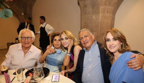  Marcelo de los Santos, Guillermina Anaya, Gaby Torre, Armando Rubio y Adriana  Torre.
