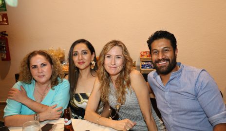  Adriana Olvera, Ivette Minerva, Ale Loredo y Eloy.