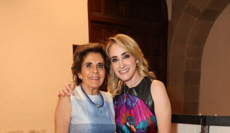  Guillermina Anaya y Adriana Torre.