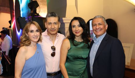  Adriana Torre, Alan Martínez, Paty Veliz y Armando Rubio.