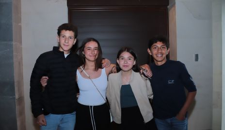  Santiago Villasana, Andrea Manzur, Renata Preciado y Sebastián Salazar.
