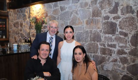  Manuel Carreras, Caro Arizabalo, Francisco Padrón y  Lili Zárate.