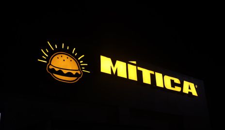 Mítica.