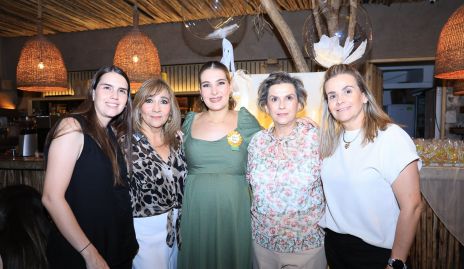  Ana Gaby González, Cristi Córdova, Vero Pérez, Gaby y Mónica Portillo.