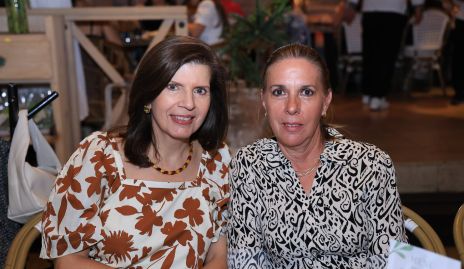  Ana Lucía Díaz y Maruja Villasuso.