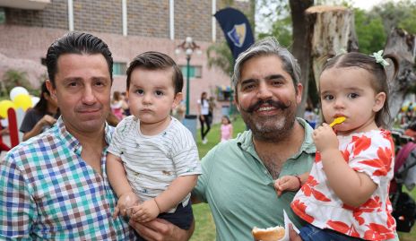  Alejandro y Marcelo Muñoz, Guillermo y Macarena Espinosa.