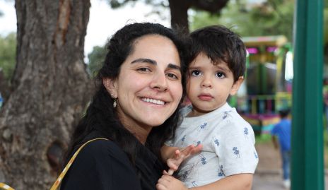  Claudia Estrada y Enrique Martínez.