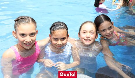  Elena, Inés, Alika y Marina.