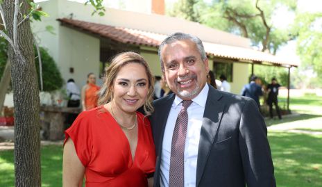  Angélica Partdilla y Mauricio Castañeda.