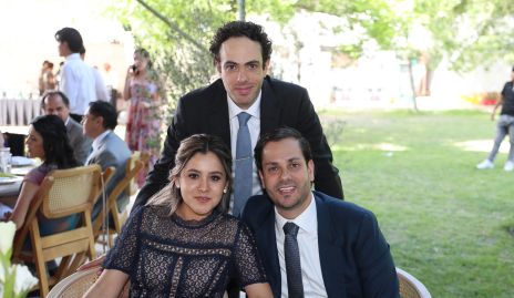  Estefanía López, Víctor Medlich y Javier Medlich.