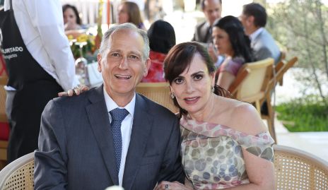  Víctor Medlich y Alicia Gallegos.