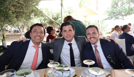  Clemente Guerrero, Gerardo Serrano y Andrés de los Santos.