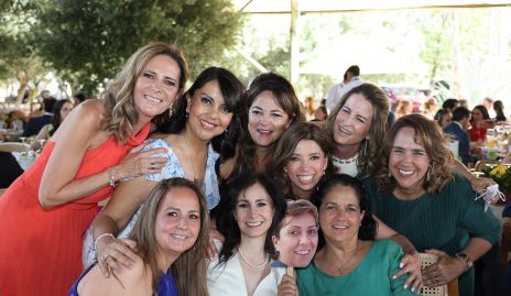  Araceli Amparán, Norma Reyes, Paulina Gordoa, Fina Alcocer, Isabel Torre, Adriana Valle, Sofía Martí, Alma Rosa Bravo y Paty Nava.