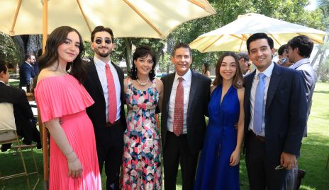  Familia Contreras Maza.