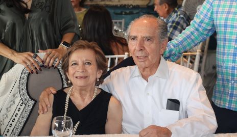  Jesús Conde con su esposa Cube Solís.