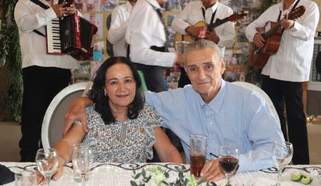  Rosa María Maza y Roberto Mejía.