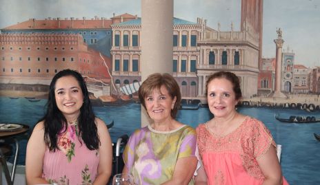  Adriana Silos, Lucero Motilla y Melina Juárez.