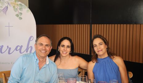  David Bretzfelder, Alejandra Septien y Claudia Bretzfelder.
