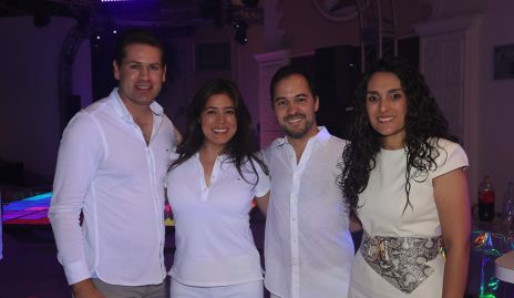  Oscar López, Claudia Martínez, Rodolfo Quiroz y Adriana.