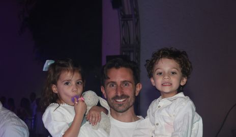 Benjamín Jiménez Gallegos con sus sobrinos.