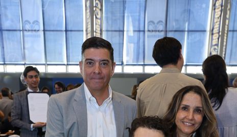  Javier Dávila Chalita, con sus papás Javier Dávila y Martha Chalita.