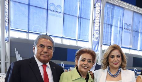  Miguel Martínez, Chachis de Martínez, Anyul Zapata y Anyul Martínez.