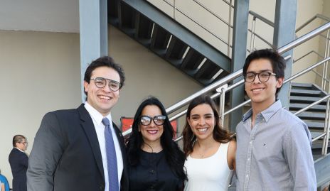  Gabriel Valle, Ceci Anaya, Cecy y Diego Valle.