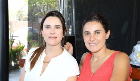  Bárbara Stavropulos y Yolanda Pérez.