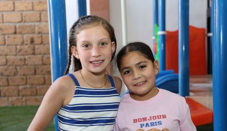  Elena y Natalia.