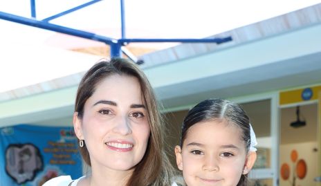  Montse Villalobos y Montse.