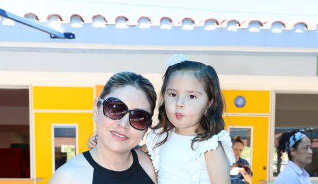  Emma Yáñez, Bárbara y Macarena.