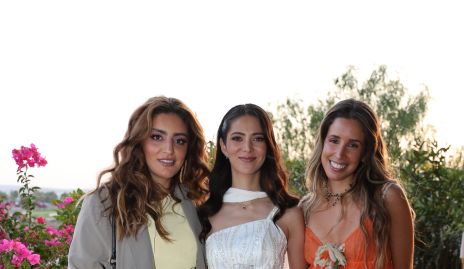  Berenice Hinojosa, Paola Ruiz y Ana Paula López.