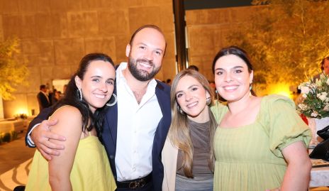  Cecilia García, Armando Cosío, Paola Torre y Catalina Esper.