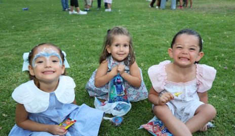  Ana Pau, Amelia y Alessa.