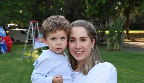  Andrés y Mónica Torres.
