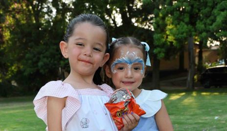  Alessa Meade y Ana Pau Martin del Campo.