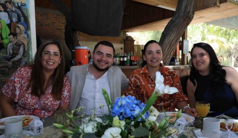 Bere García, Rafael, Lucía González y Lorena Rodríguez.