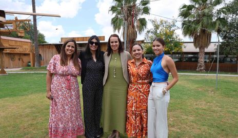  Bere, Liz, Sonia, Lucía y Regina.