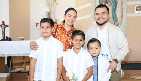 Diego González, Lucía González, Marcelo González, Leo y Rafael Anceldo.