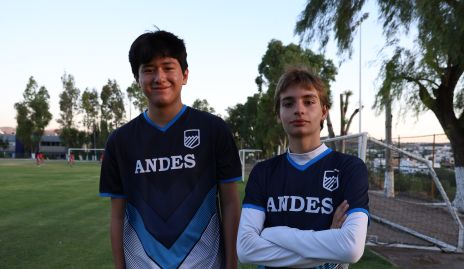  Adrián y Carvajal.