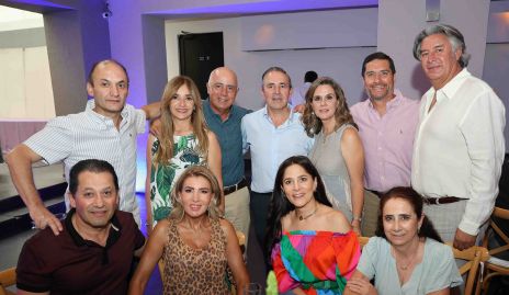  Javier Abud, Lula Alvarado, Juan Manuel Córdova, Gerardo Valle, Rocío Gallegos, Pablo Ortiz, Eduardo Hermosillo, Salim Abud, Oly Aradillas, Alejandra Castillo y Lourdes Obregón.