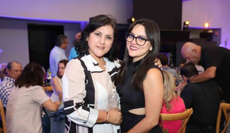  Ruth  de la Torre y Fernanda Valle.