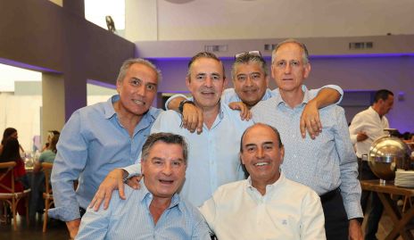 Arturo González, Gerardo Valle, Ricardo Velázquez, Víctor Medlich, Luis Gerardo Ortuño y Calolo Pérez.