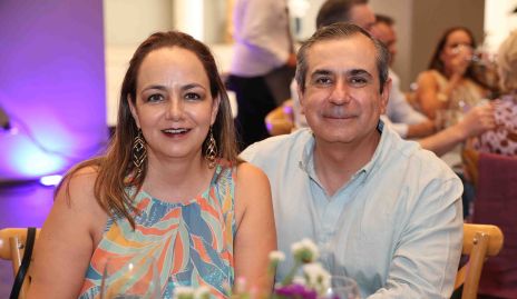  Tere Gallegos y Ricardo Martínez.