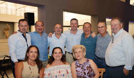  Héctor Gutiérrez, Oscar González, Gerardo Valle, Jorge Mendizábal, Octavio Aguillón, Ricardo Balbontín, Patricio Mendizábal, Rocío López, Cristina Alcalde y María José De Beascoa.