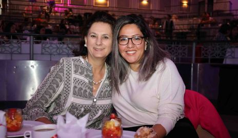  Galia Diaz Tome y Jackelin Santoyo.